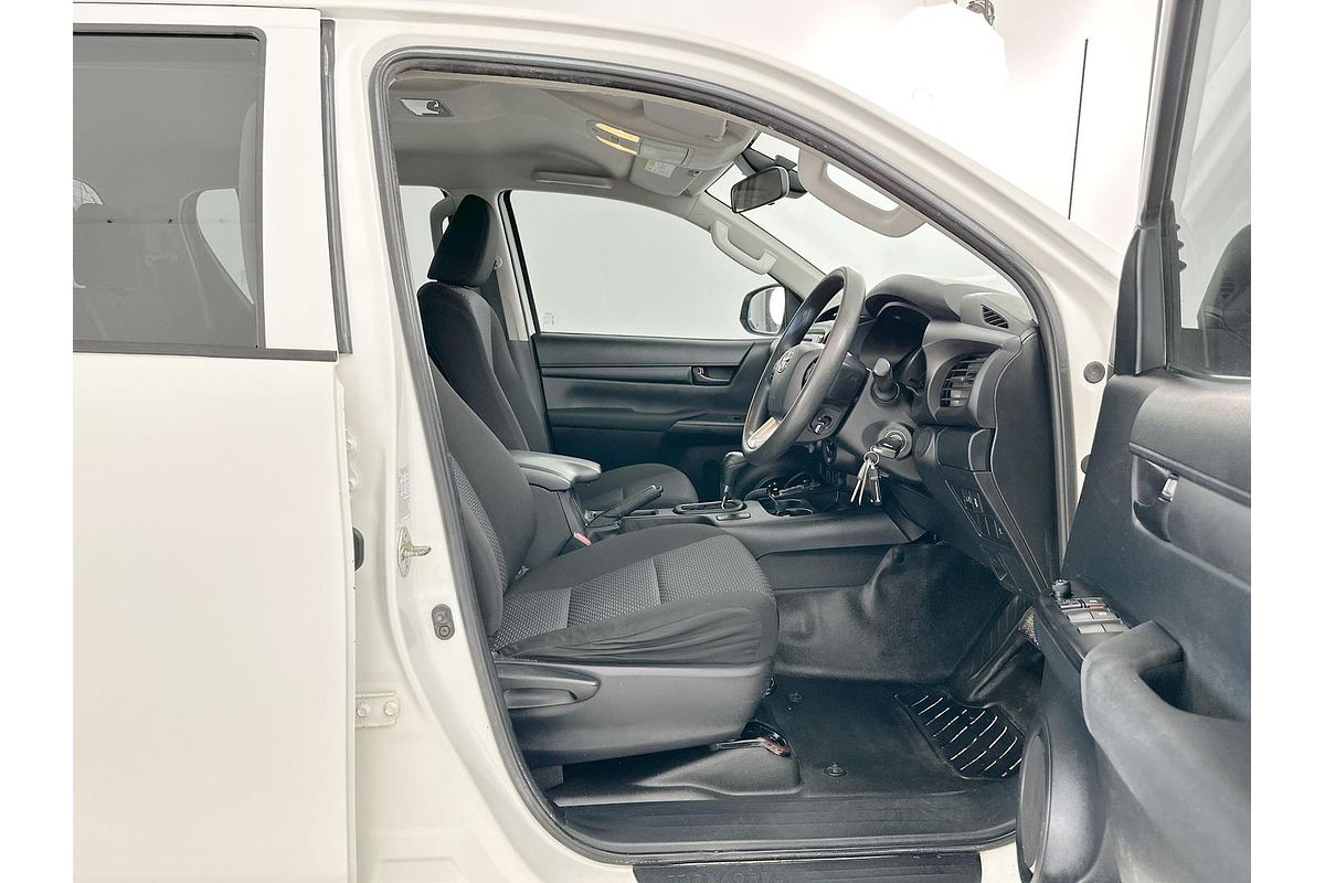 2019 Toyota Hilux Workmate GUN125R 4X4