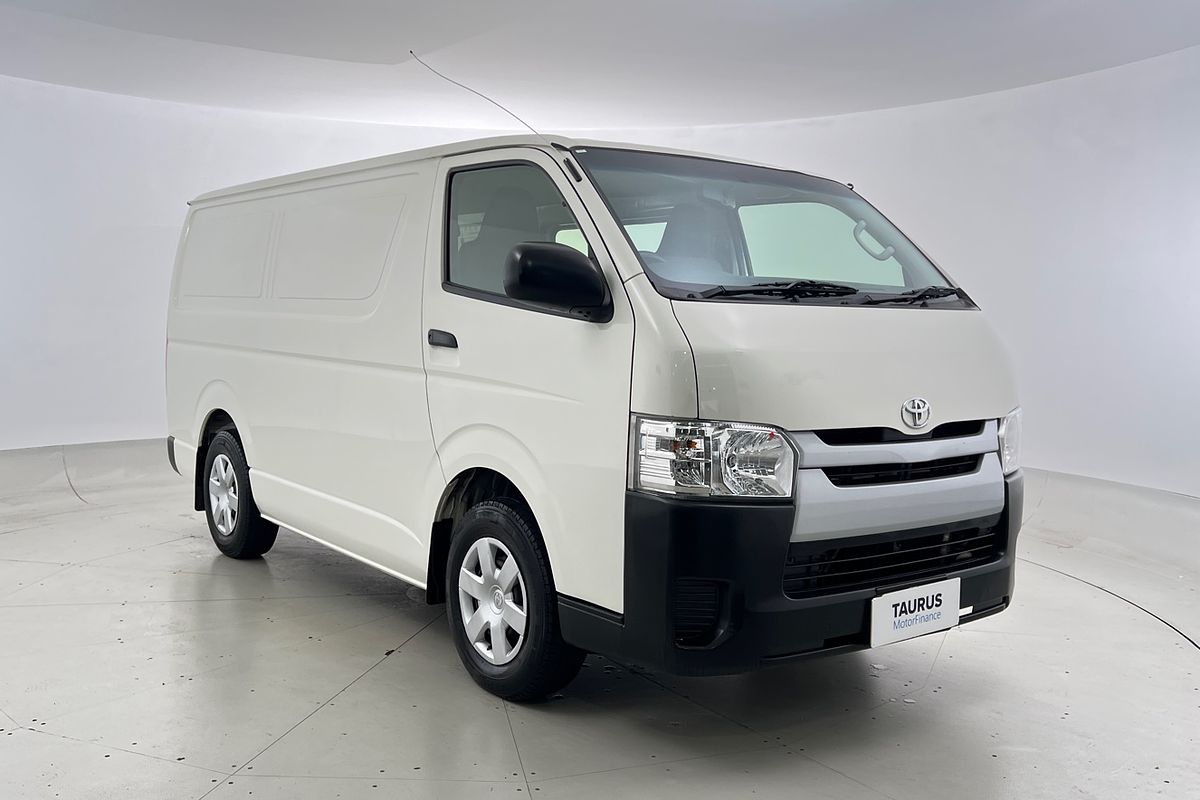 2018 Toyota Hiace TRH201R LWB