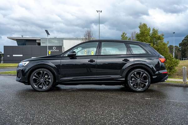 2025 Audi Q7 45 TFSI 4M