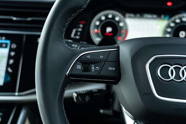 2025 Audi Q7 45 TFSI 4M