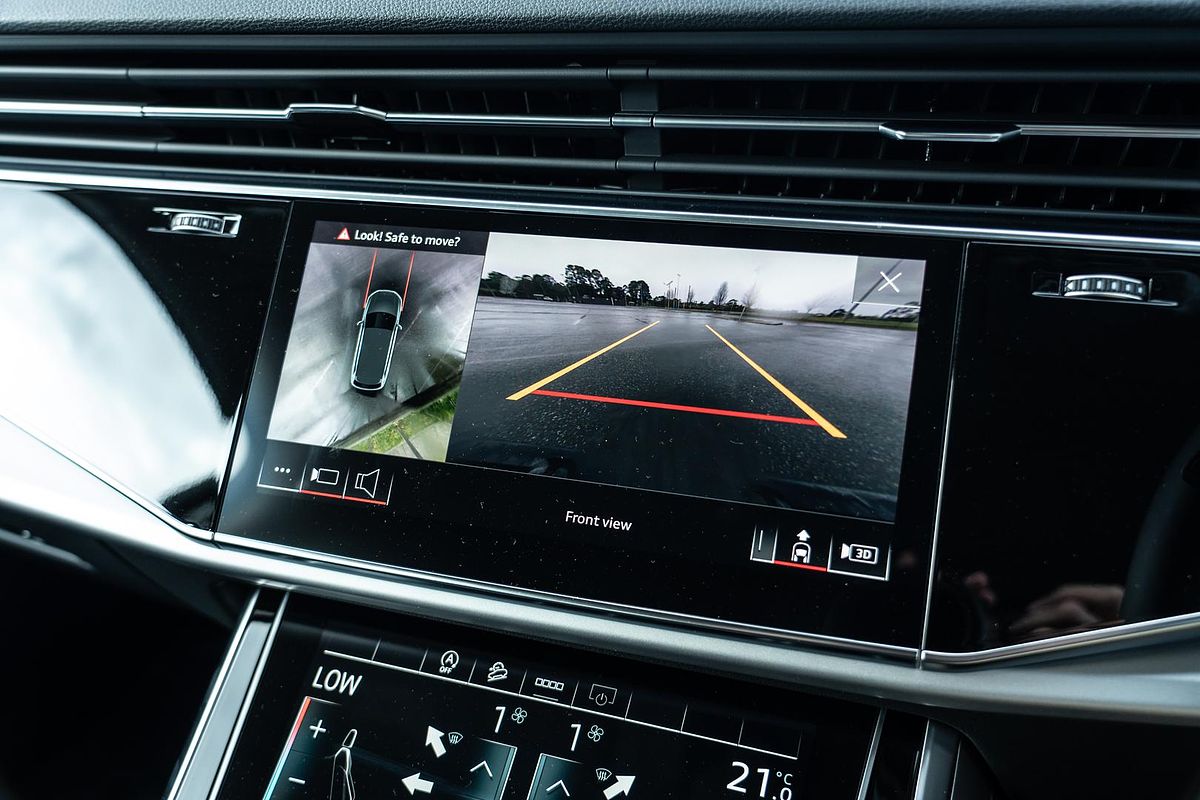 2025 Audi Q7 45 TFSI 4M