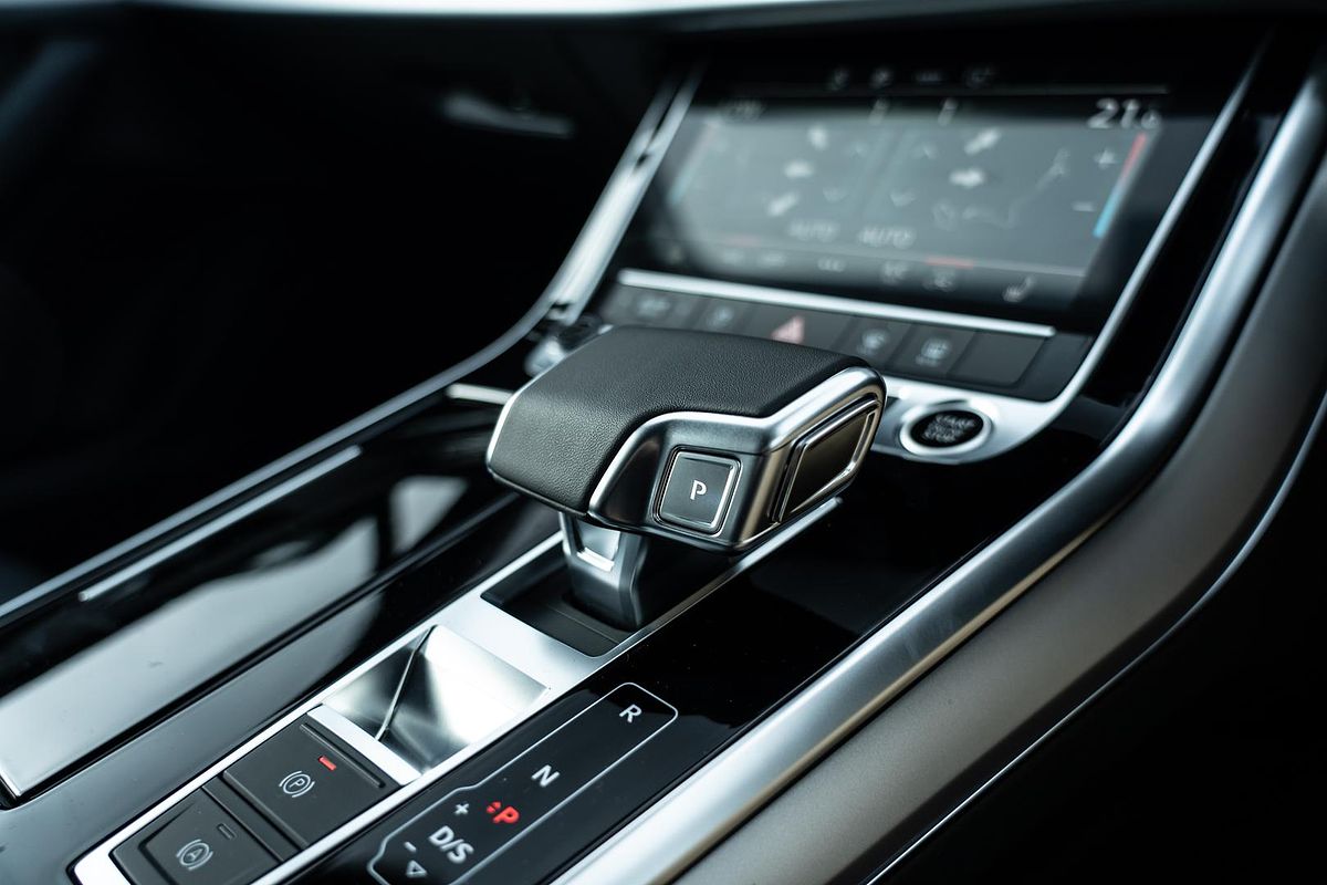 2025 Audi Q7 45 TFSI 4M