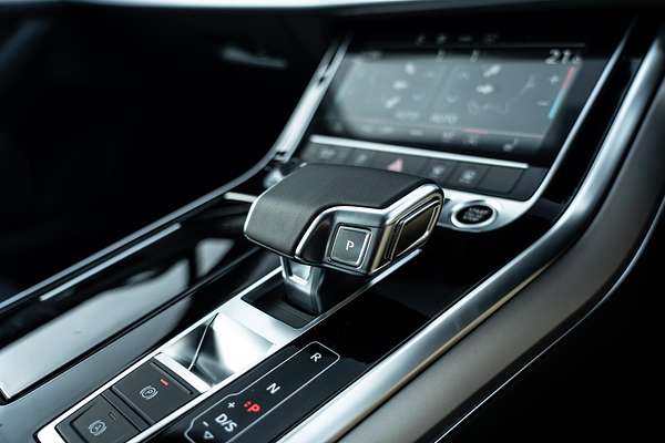 2025 Audi Q7 45 TFSI 4M