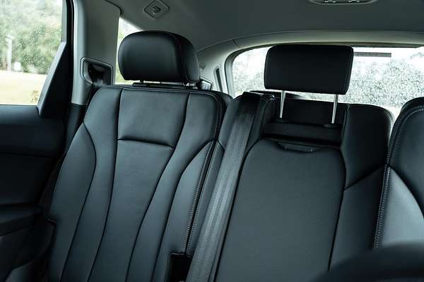2025 Audi Q7 45 TFSI 4M