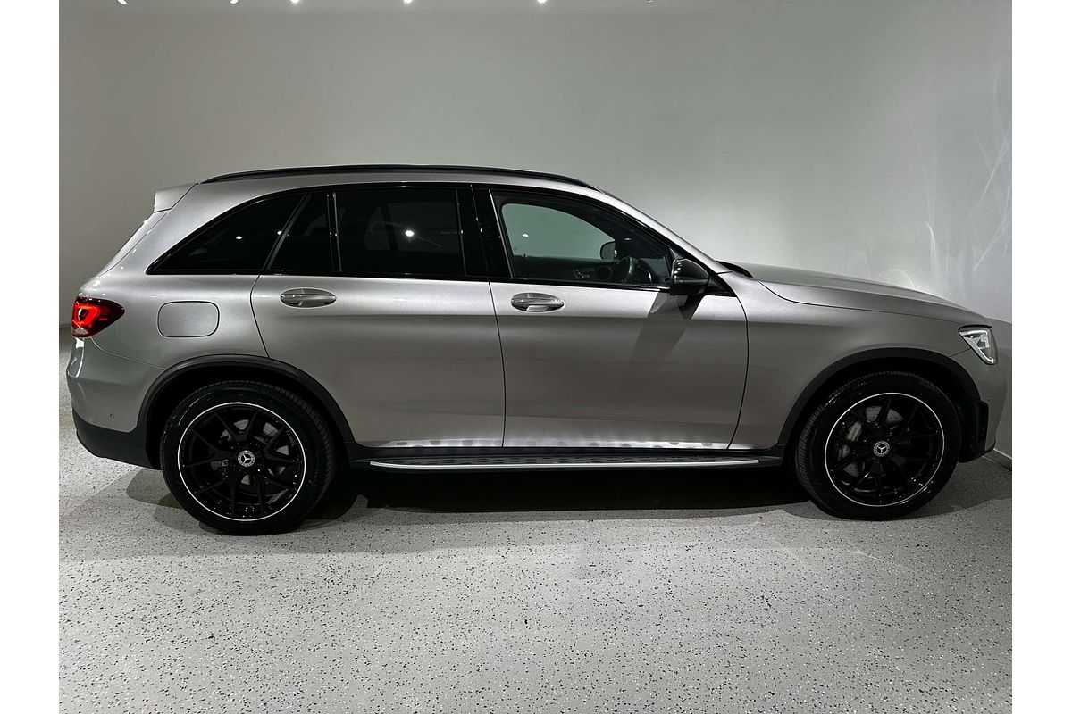 2022 Mercedes-Benz GLC-Class GLC300 e X253