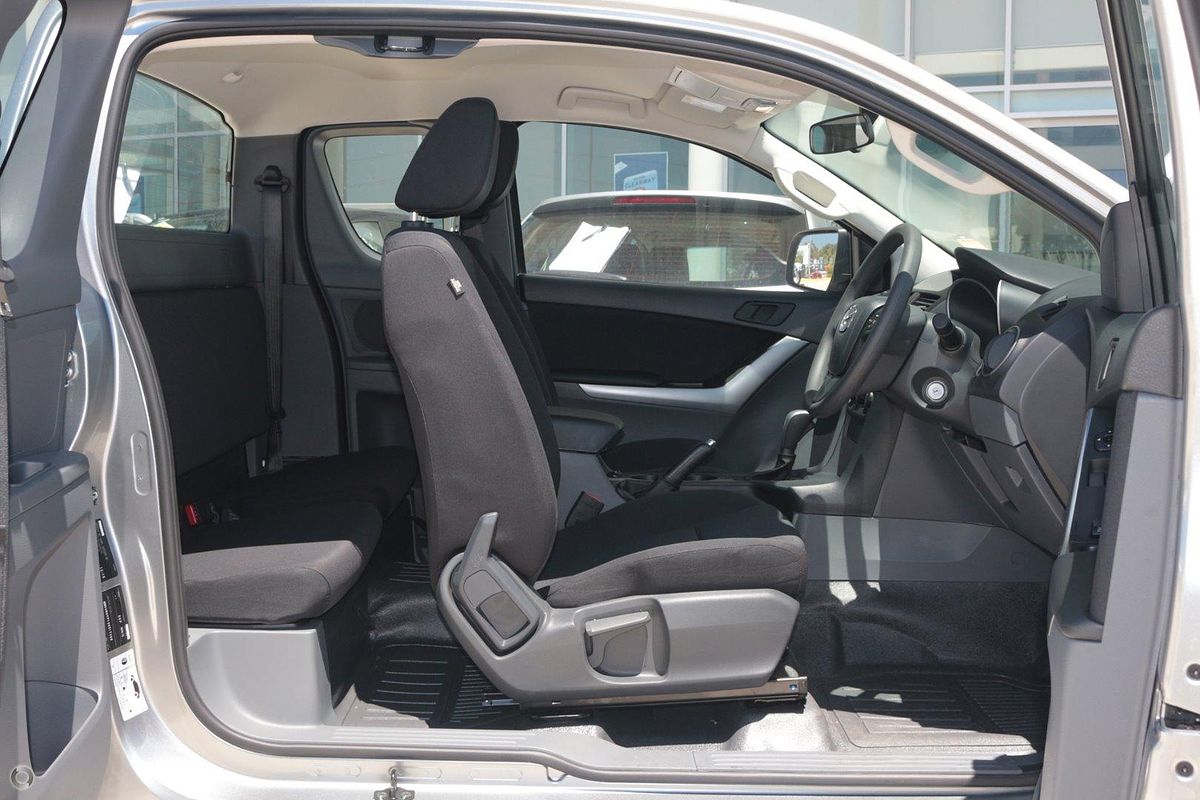 2017 Mazda BT-50 XT Hi-Rider UR Rear Wheel Drive