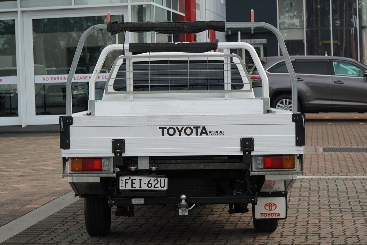 2013 Toyota Hilux SR KUN16R Rear Wheel Drive