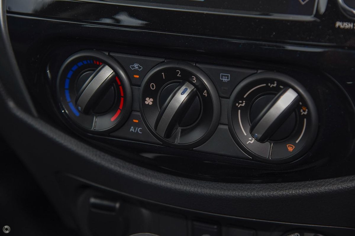 2024 Nissan Navara SL Warrior D23