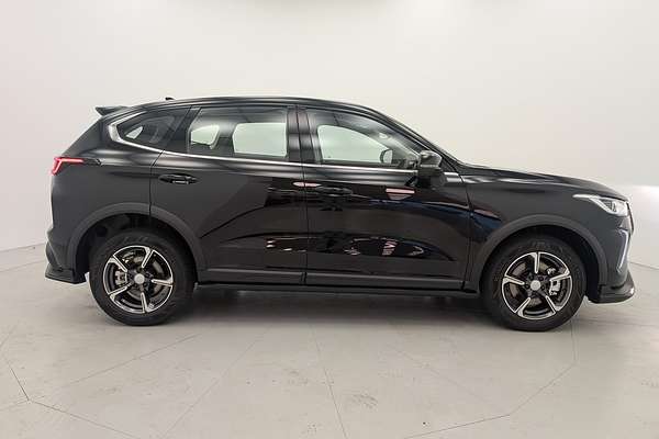 2025 GWM Jolion Premium Hybrid A02