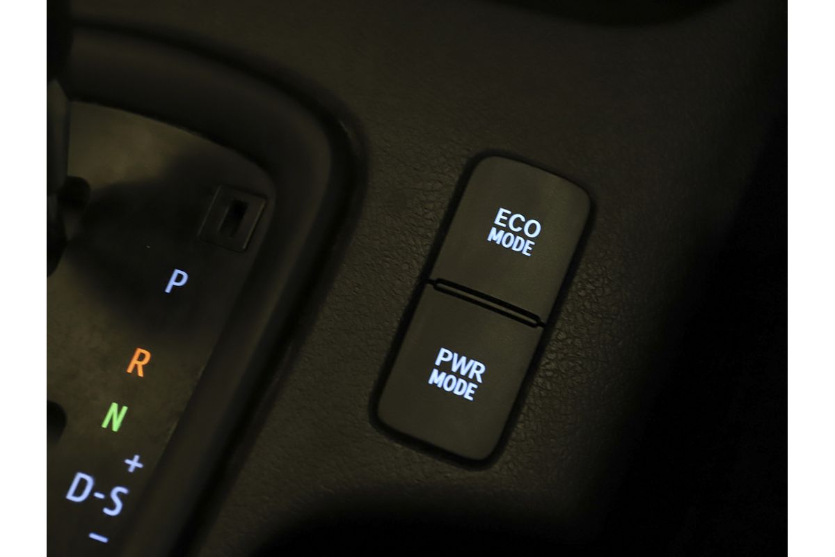 2020 Toyota Hilux SR GUN126R 4X4