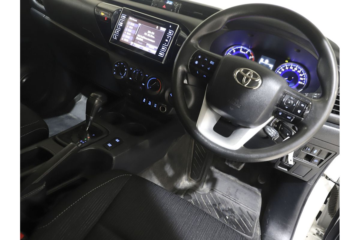 2020 Toyota Hilux SR GUN126R 4X4