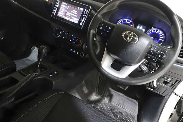 2020 Toyota Hilux SR GUN126R 4X4