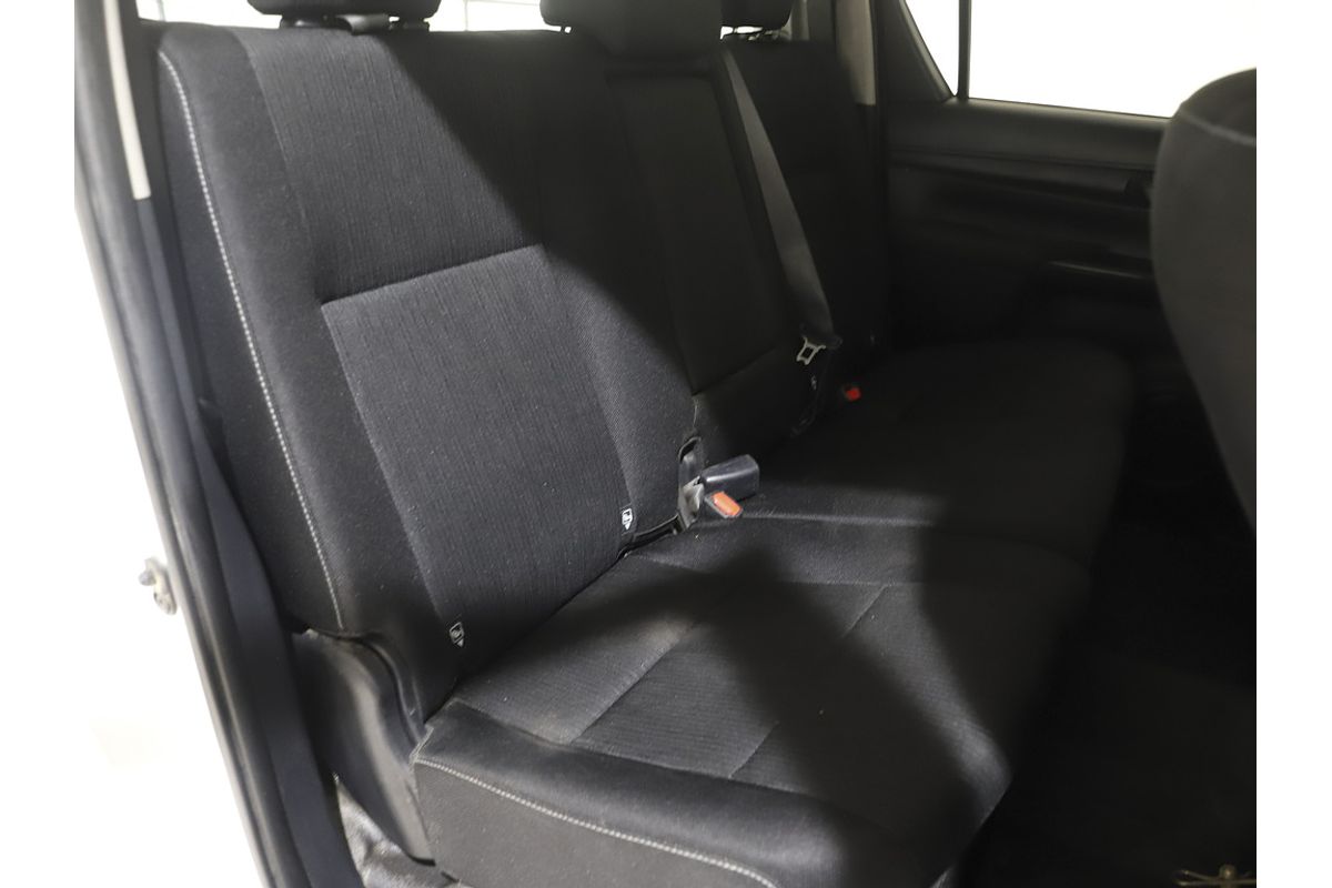 2020 Toyota Hilux SR GUN126R 4X4