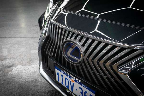 2019 Lexus ES ES300h Luxury AXZH10R