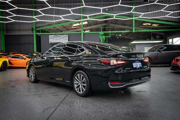 2019 Lexus ES ES300h Luxury AXZH10R