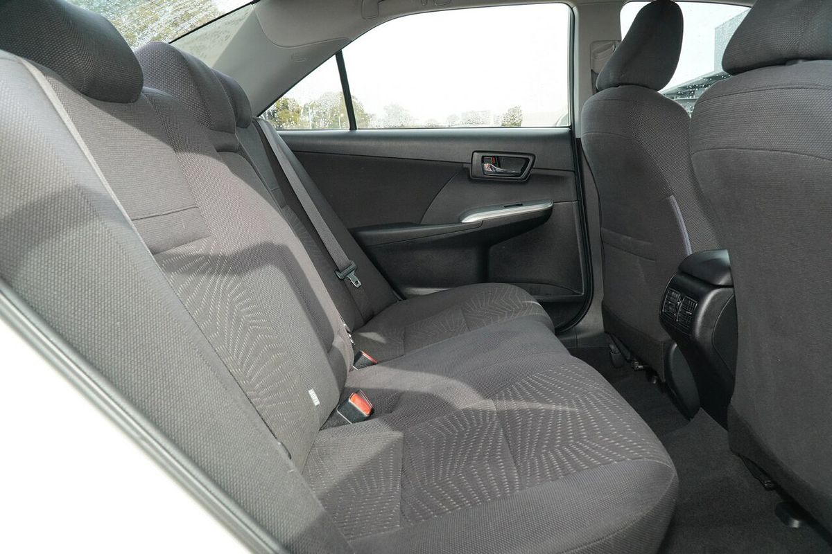 2017 Toyota Camry Atara S AVV50R