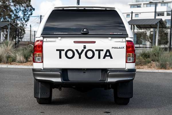 2023 Toyota Hilux SR GUN126R