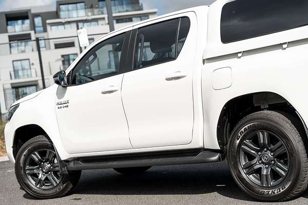 2023 Toyota Hilux SR GUN126R