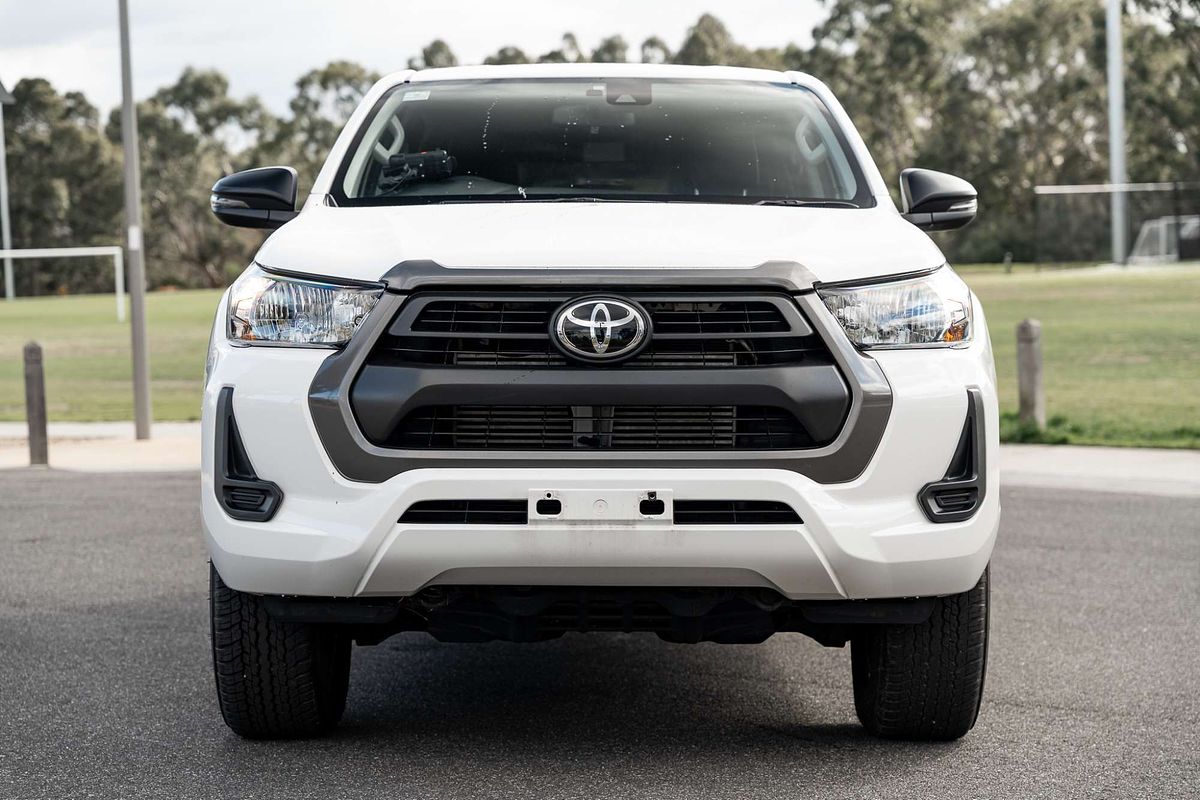2023 Toyota Hilux SR GUN126R
