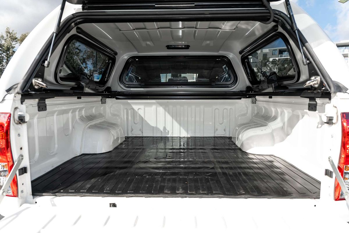 2023 Toyota Hilux SR GUN126R