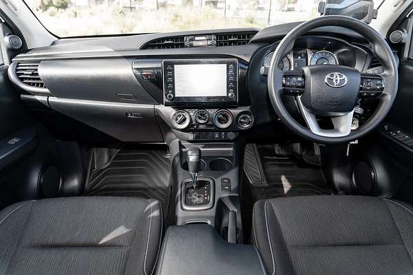 2023 Toyota Hilux SR GUN126R