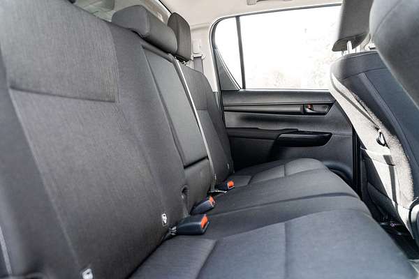 2023 Toyota Hilux SR GUN126R