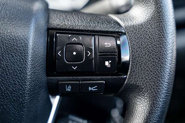 2023 Toyota Hilux SR GUN126R