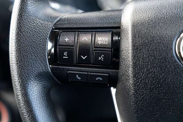 2023 Toyota Hilux SR GUN126R
