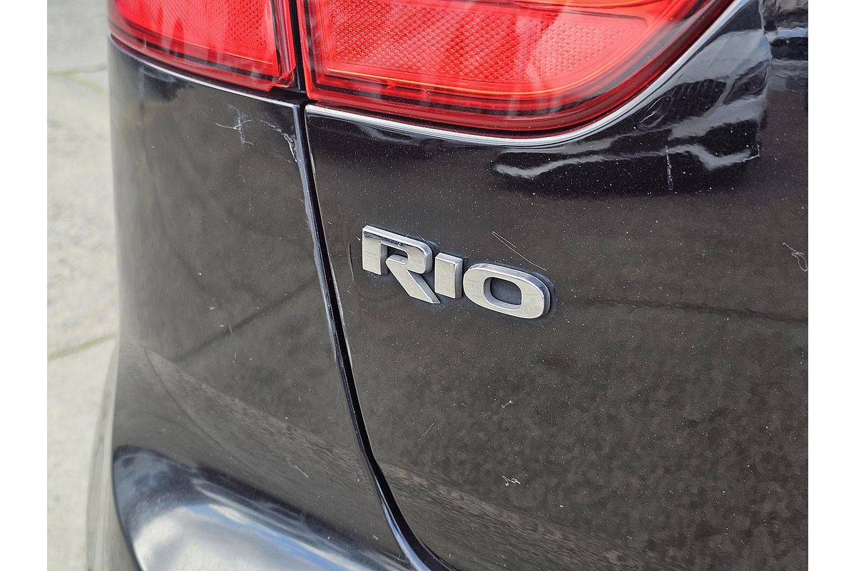 2013 Kia Rio S UB