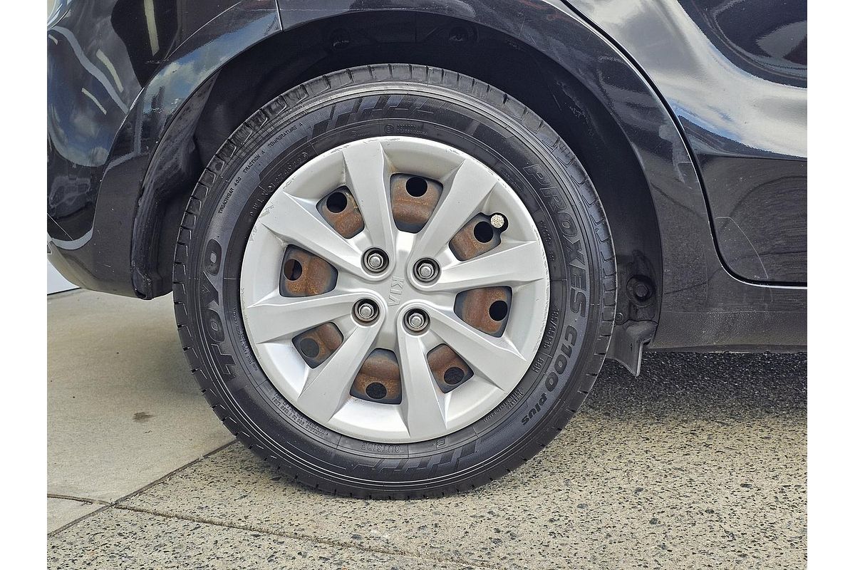 2013 Kia Rio S UB