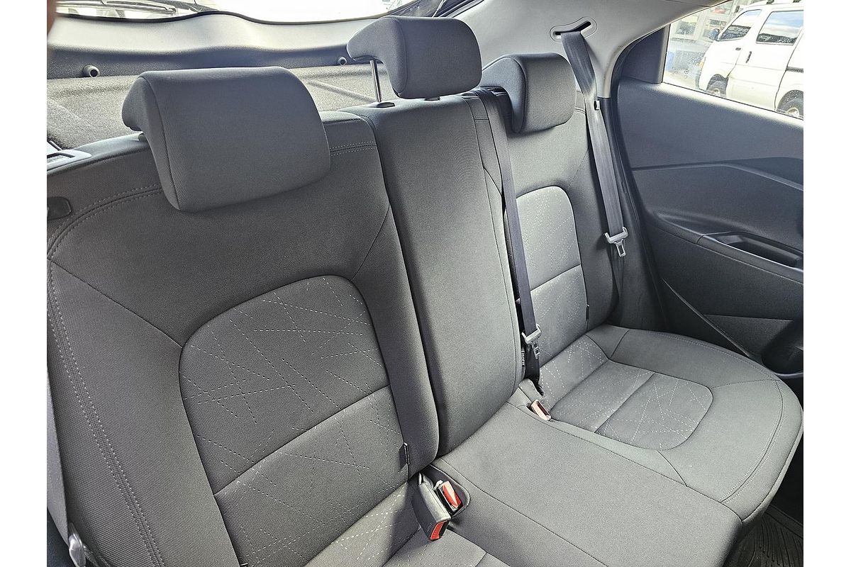 2013 Kia Rio S UB