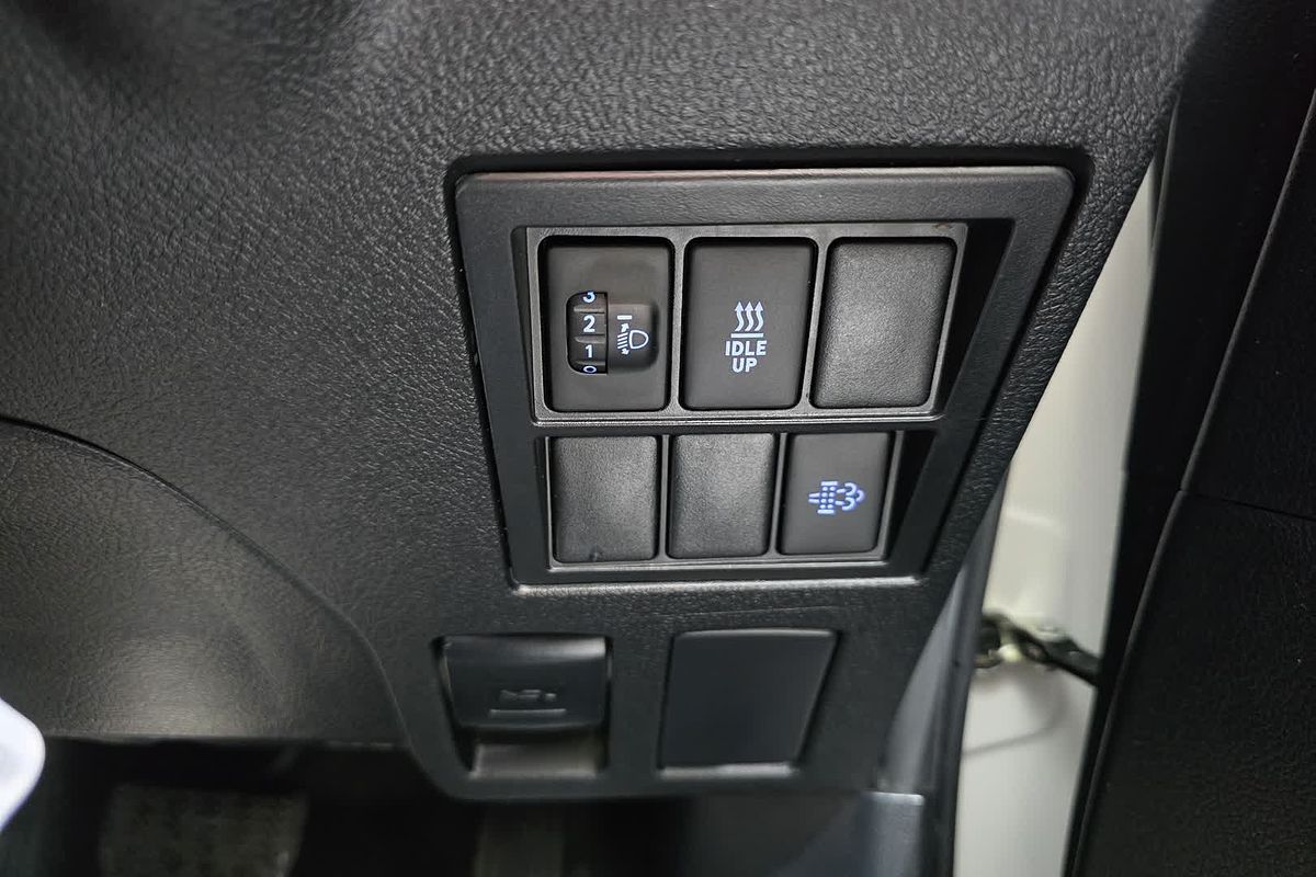 2021 Toyota Hilux SR GUN126R 4X4