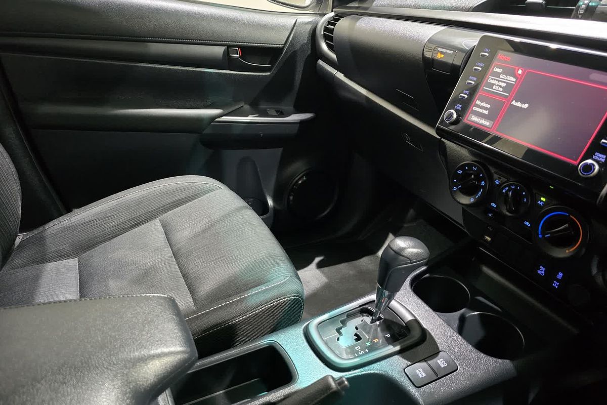 2021 Toyota Hilux SR GUN126R 4X4