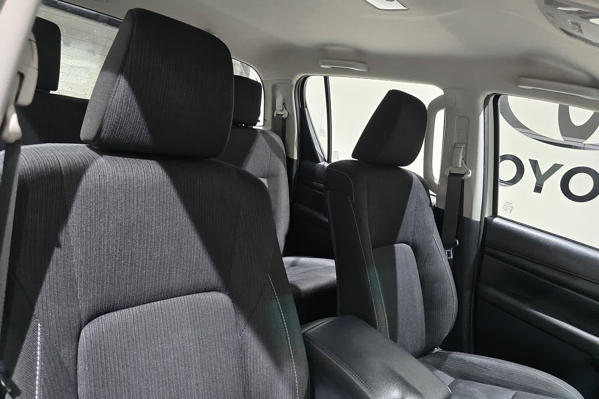 2021 Toyota Hilux SR GUN126R 4X4