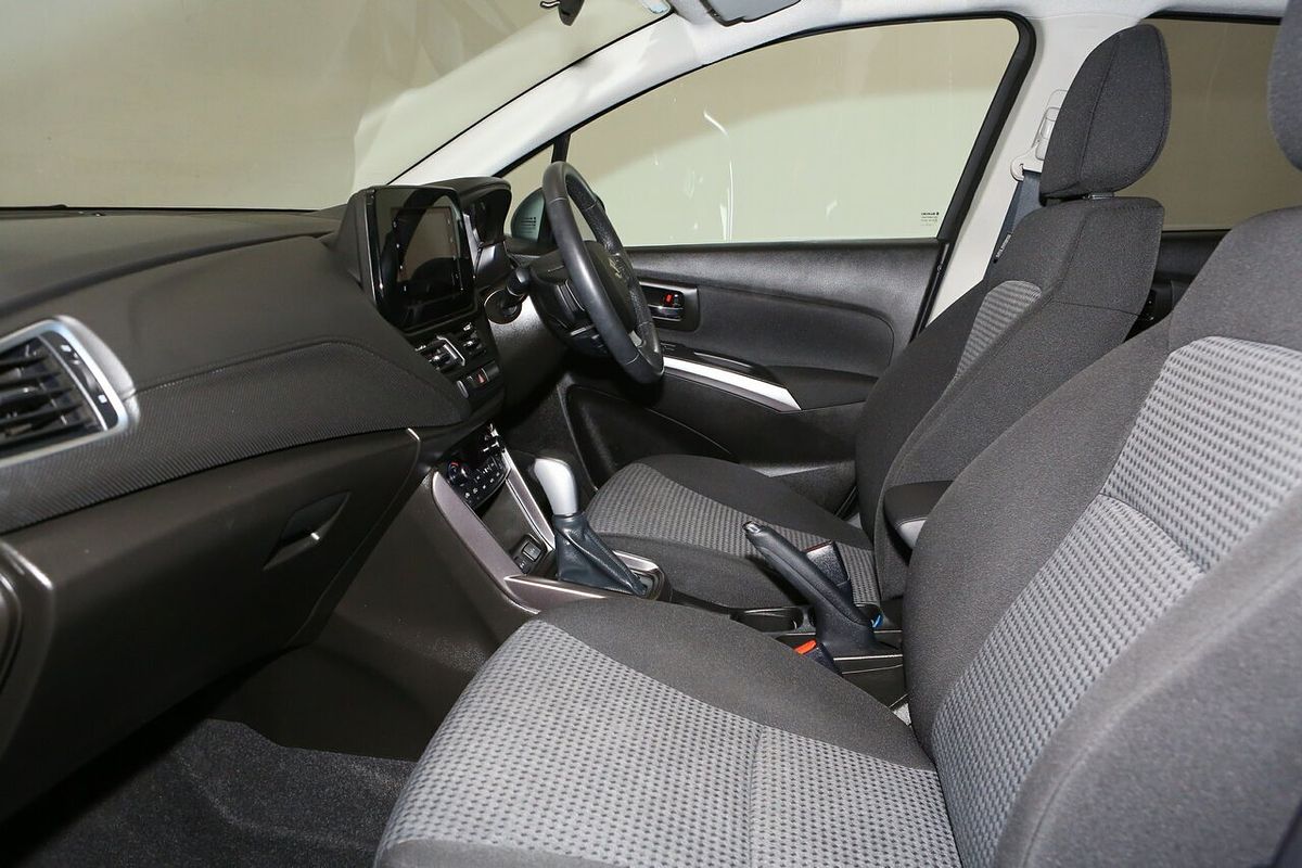 2024 Suzuki S-Cross JYB