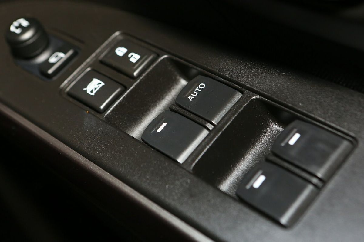 2024 Suzuki S-Cross JYB