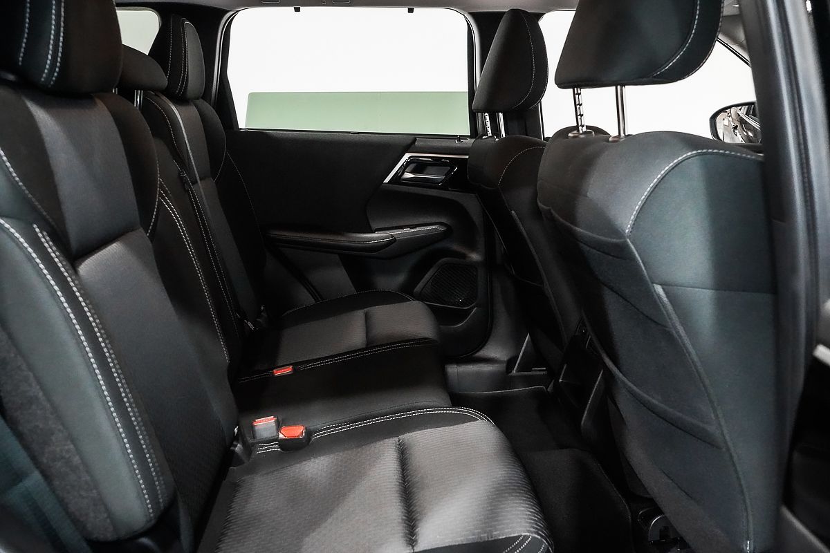 2021 Mitsubishi Outlander LS ZL