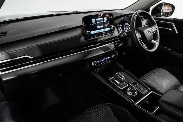 2021 Mitsubishi Outlander LS ZL