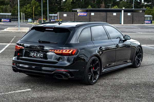 2024 Audi RS4 B9
