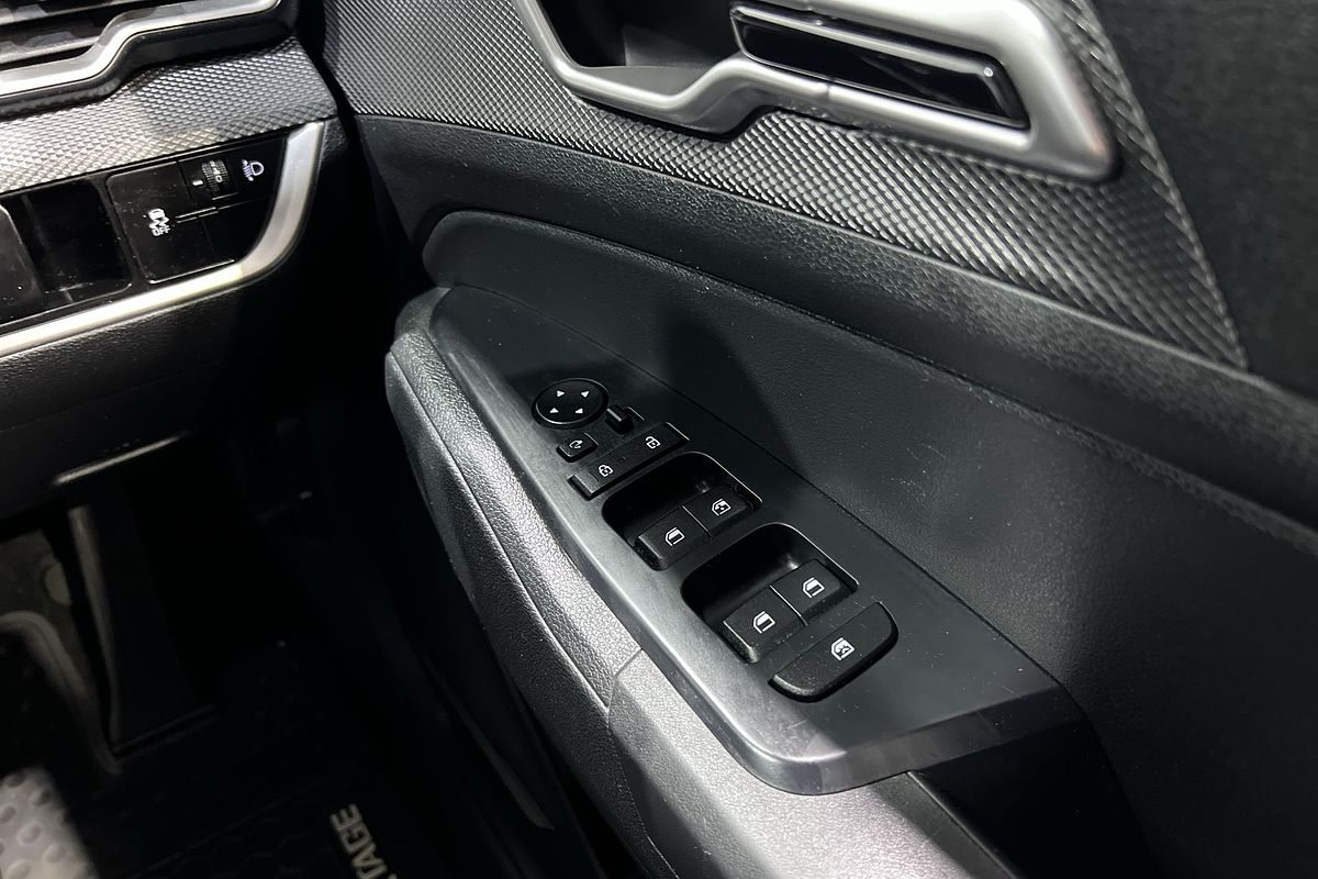 2021 Kia Sportage S NQ5