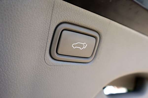 2019 Kia Carnival SLi YP