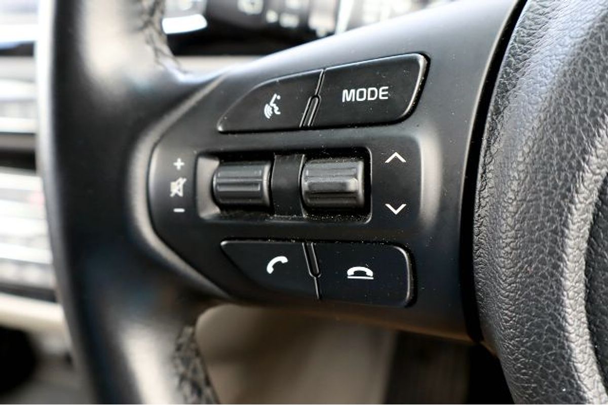 2019 Kia Carnival SLi YP