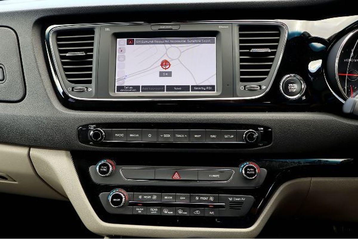 2019 Kia Carnival SLi YP