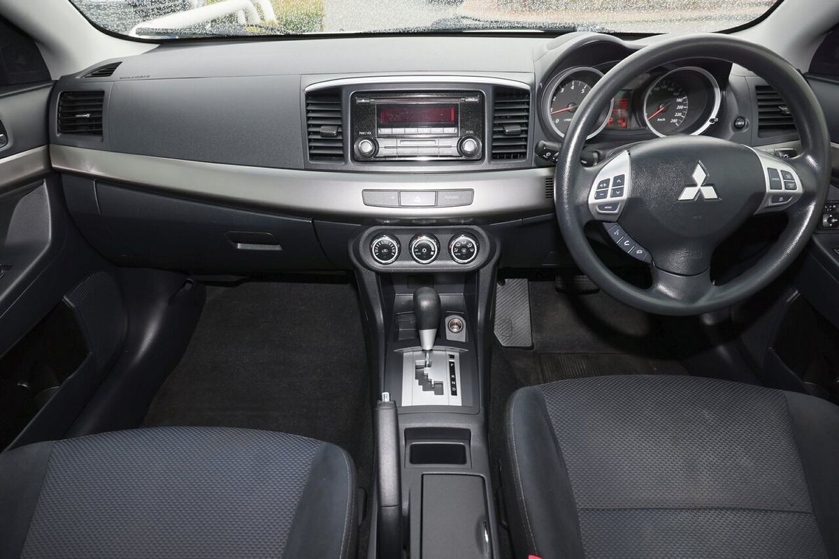 2015 Mitsubishi Lancer ES Sport CJ