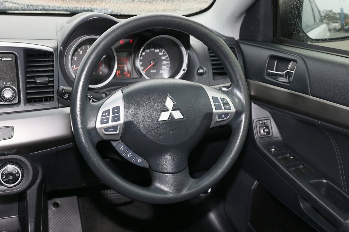 2015 Mitsubishi Lancer ES Sport CJ