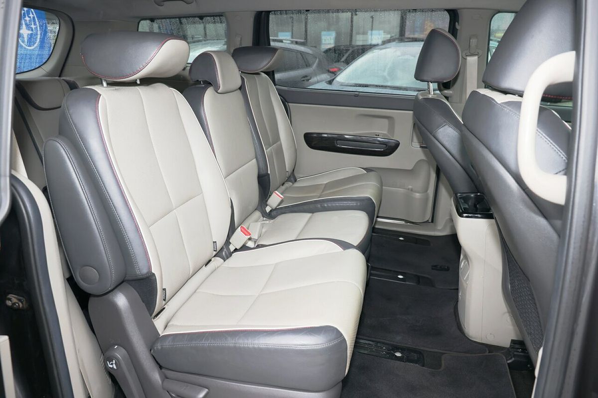 2018 Kia Carnival Platinum YP