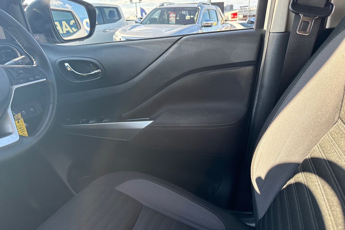2021 Nissan Navara ST D23 4X4