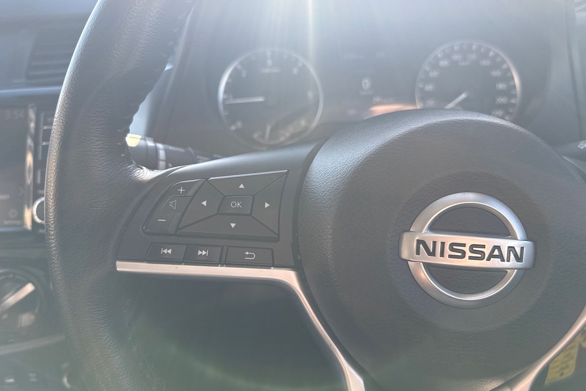 2021 Nissan Navara ST D23 4X4
