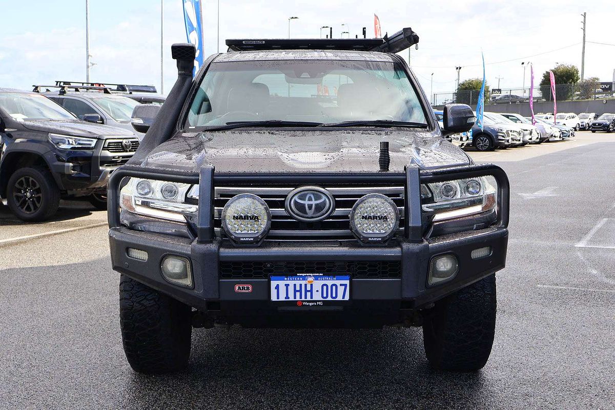 2016 Toyota Landcruiser Sahara VDJ200R