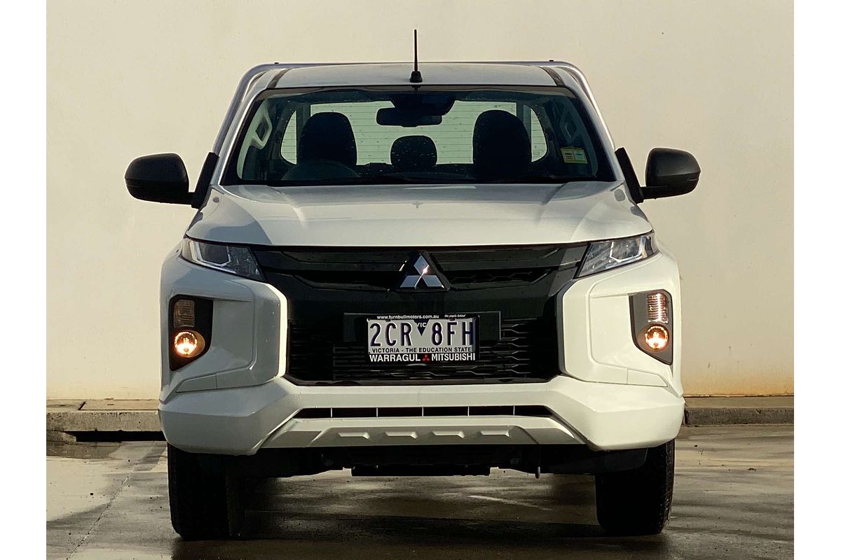 2024 Mitsubishi Triton GLX MR 4X4